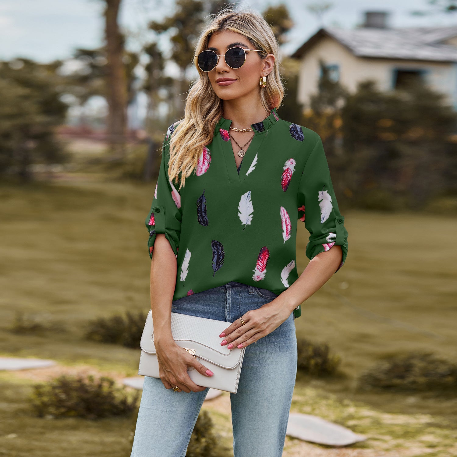 V-neck Feather Print Loose Fit Seven Sleeve Blouse