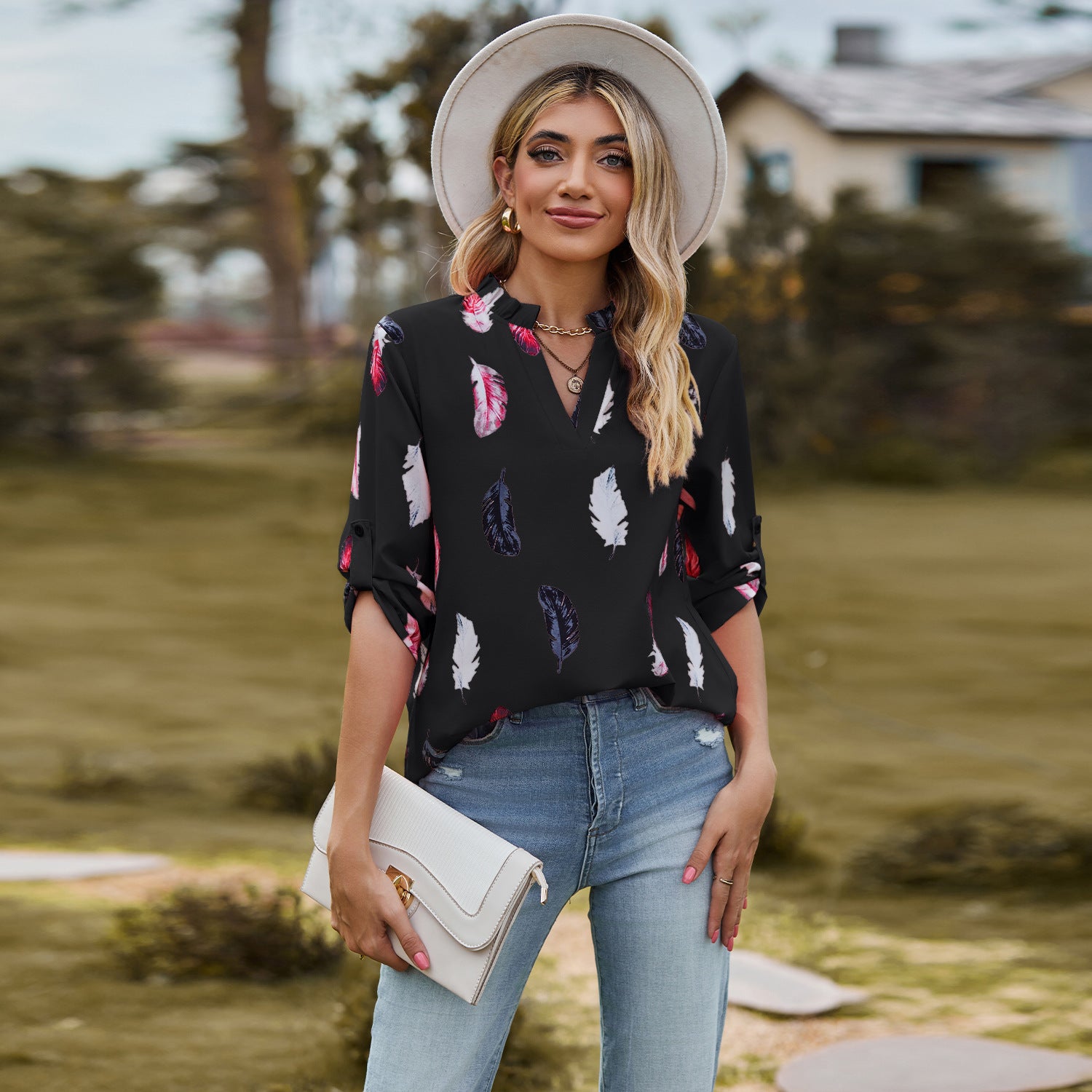 V-neck Feather Print Loose Fit Seven Sleeve Blouse
