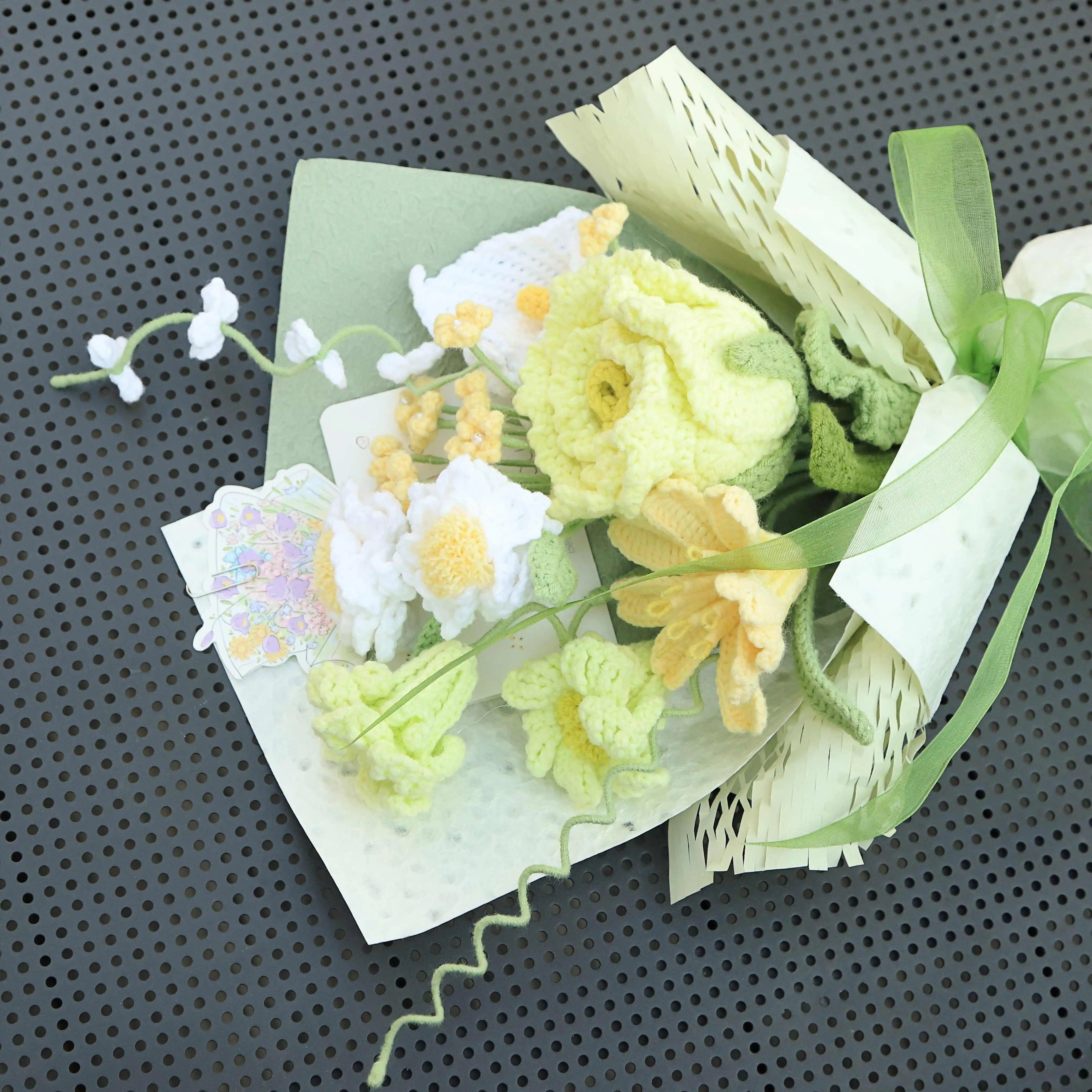 Premium Handmade Rose Yarn Bouquet