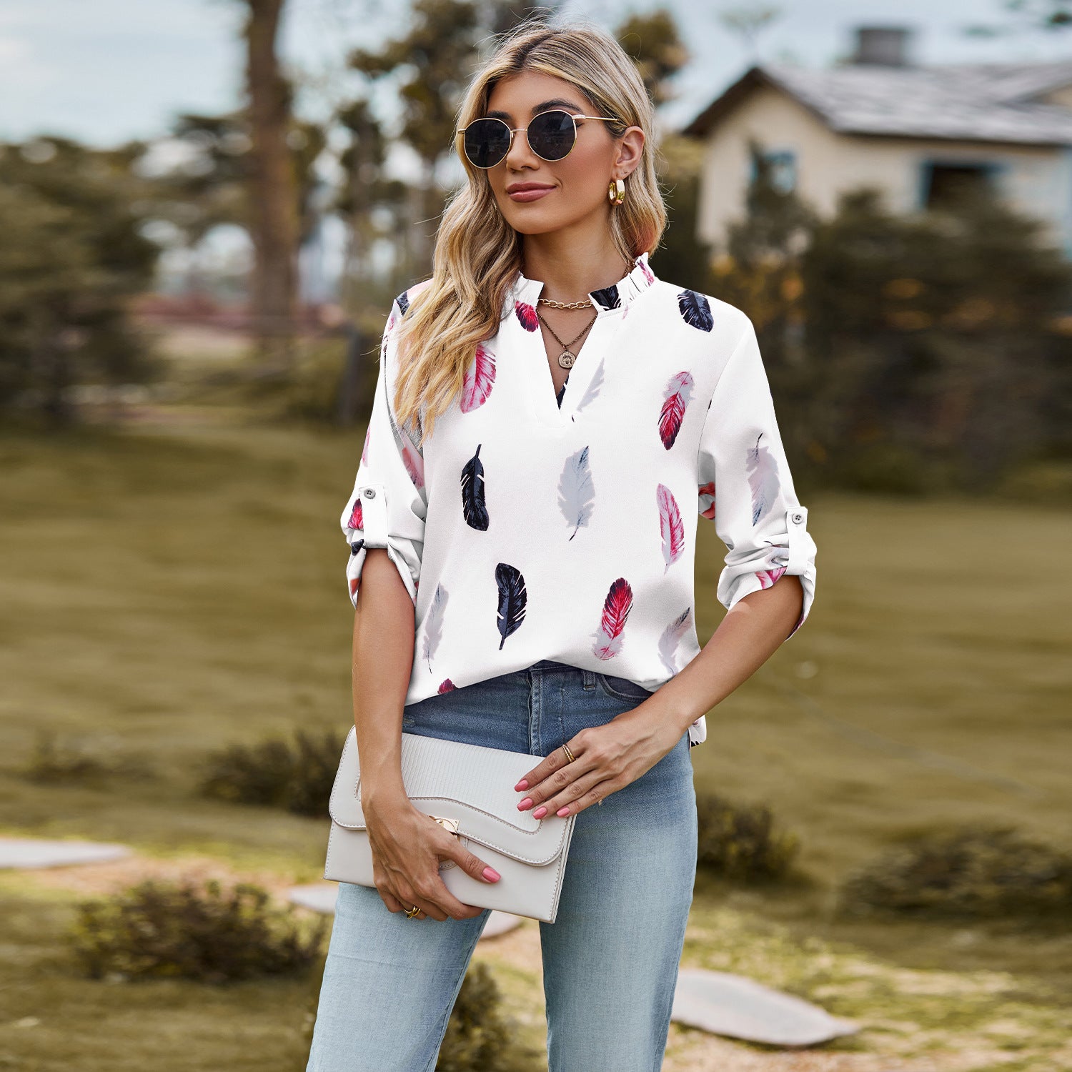V-neck Feather Print Loose Fit Seven Sleeve Blouse