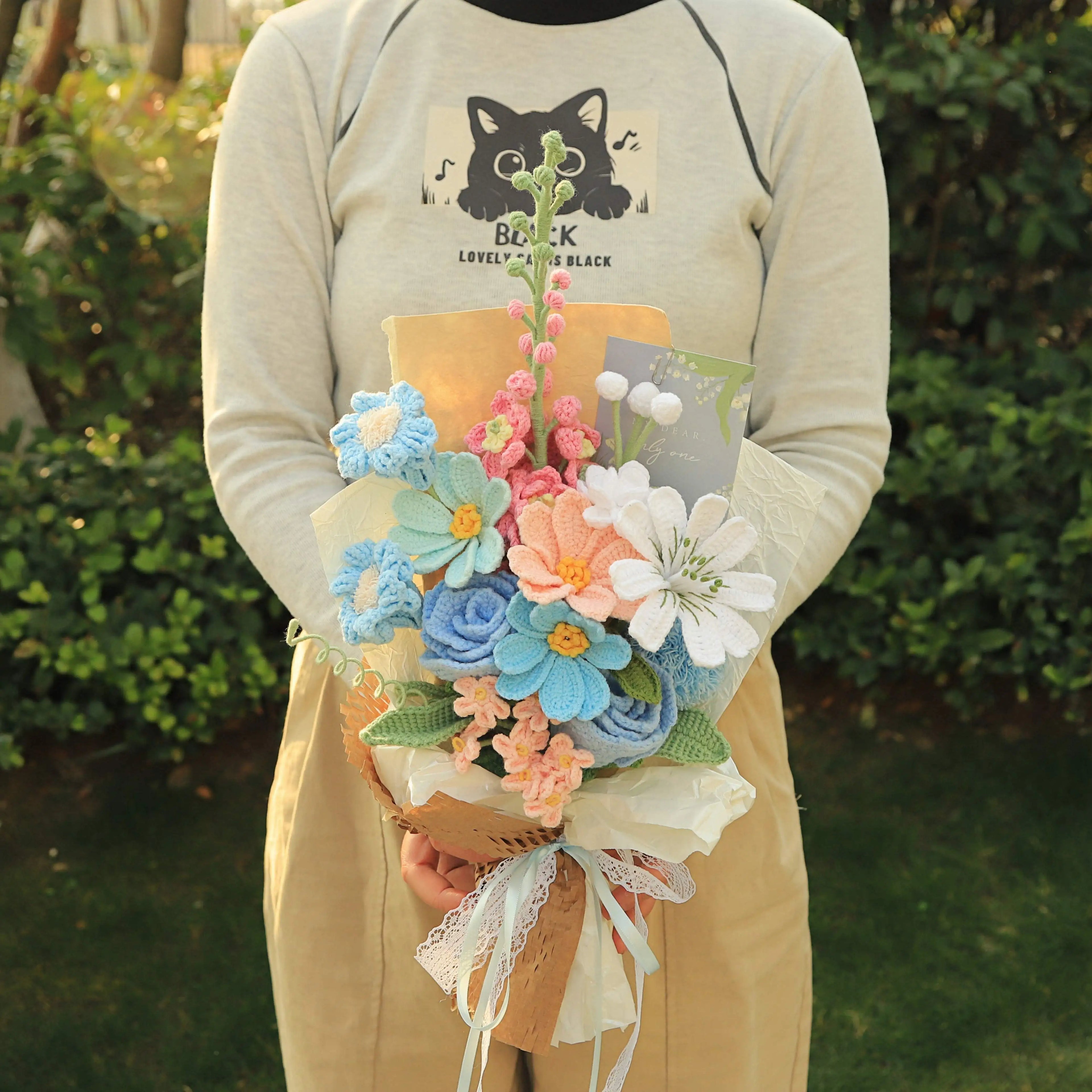 Creative Handmade Knitted Bouquet