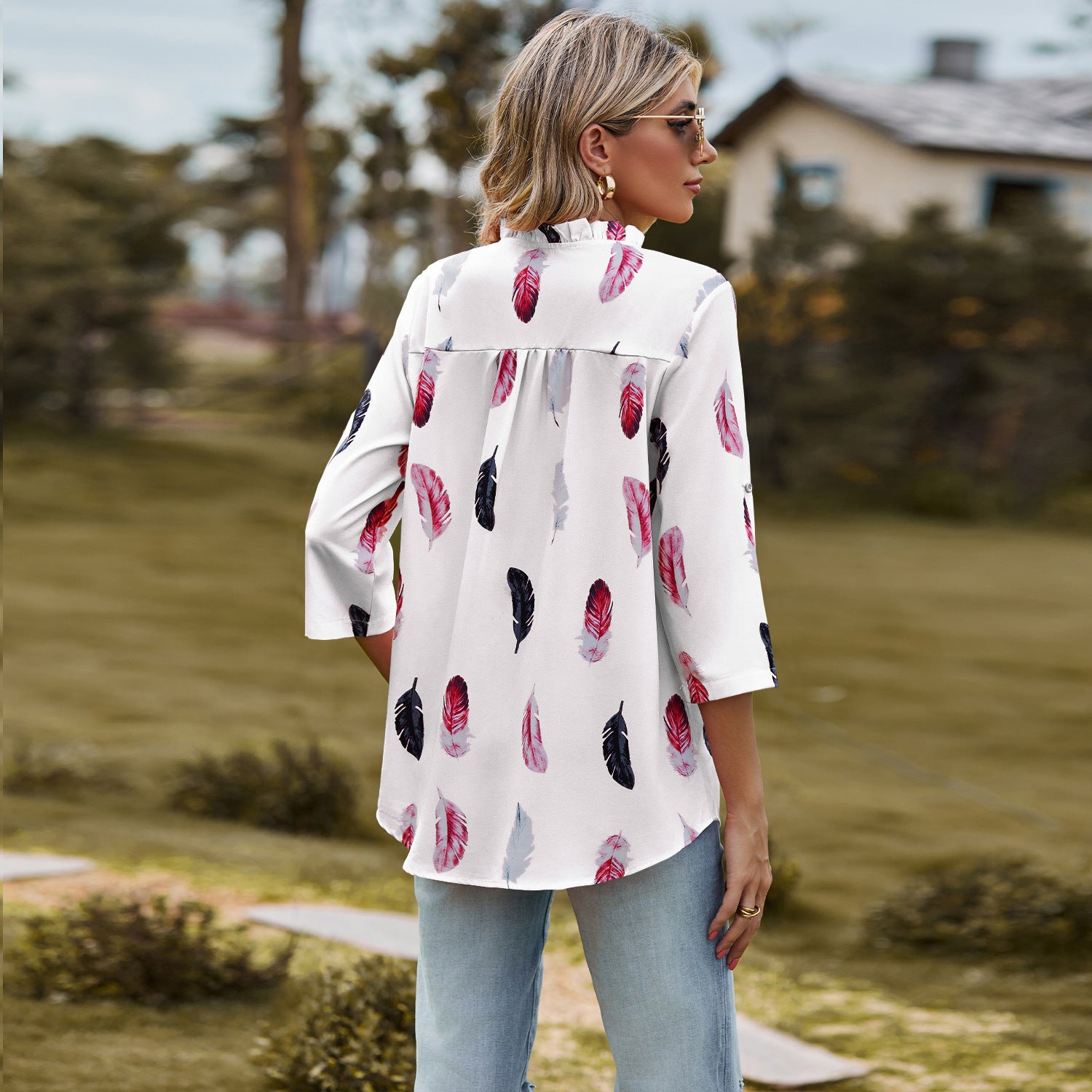 V-neck Feather Print Loose Fit Seven Sleeve Blouse