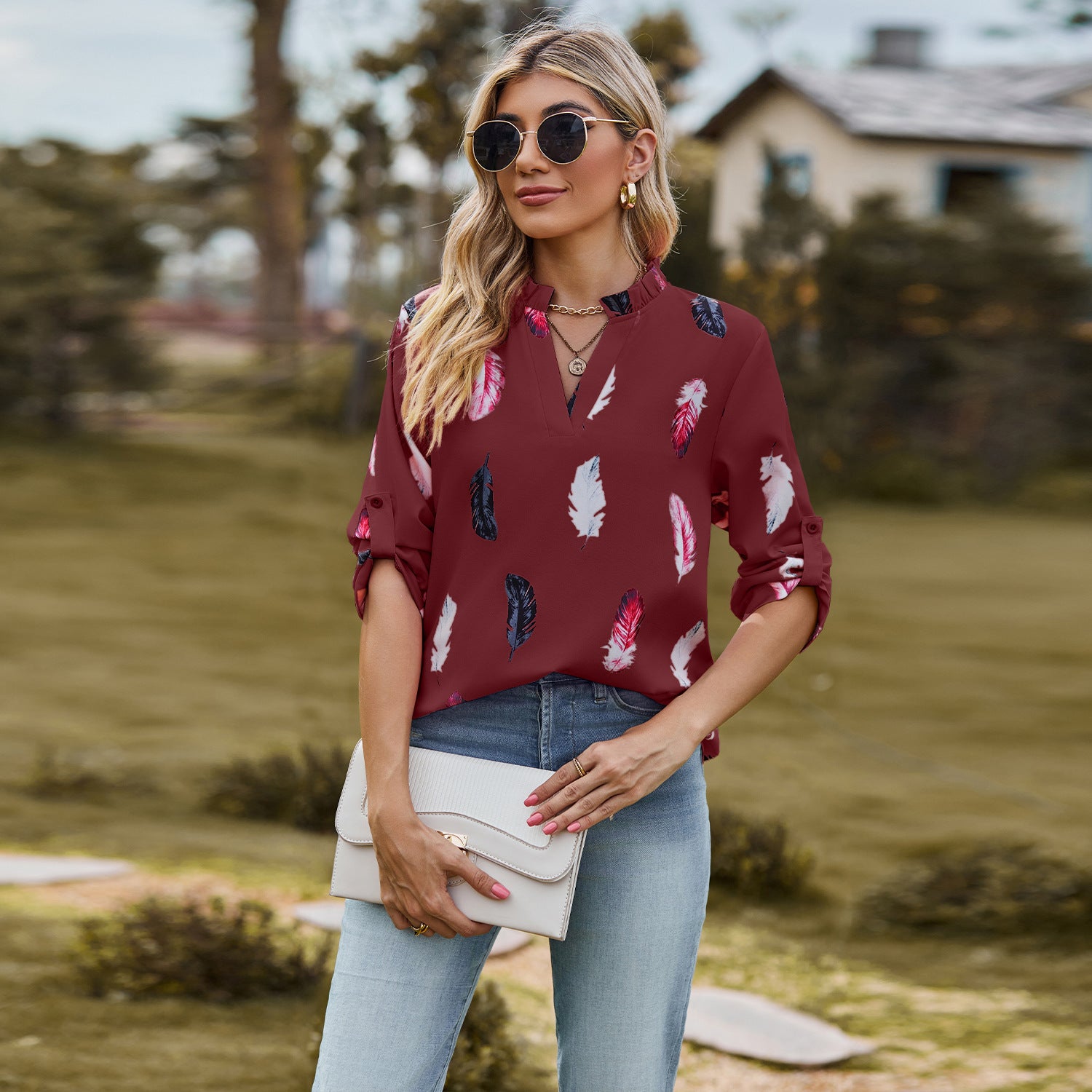 V-neck Feather Print Loose Fit Seven Sleeve Blouse