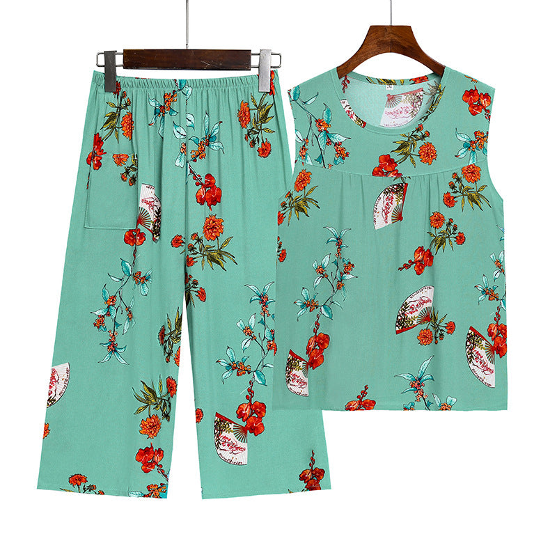 Summer Sleeveless Vest and Capri Pajama Set
