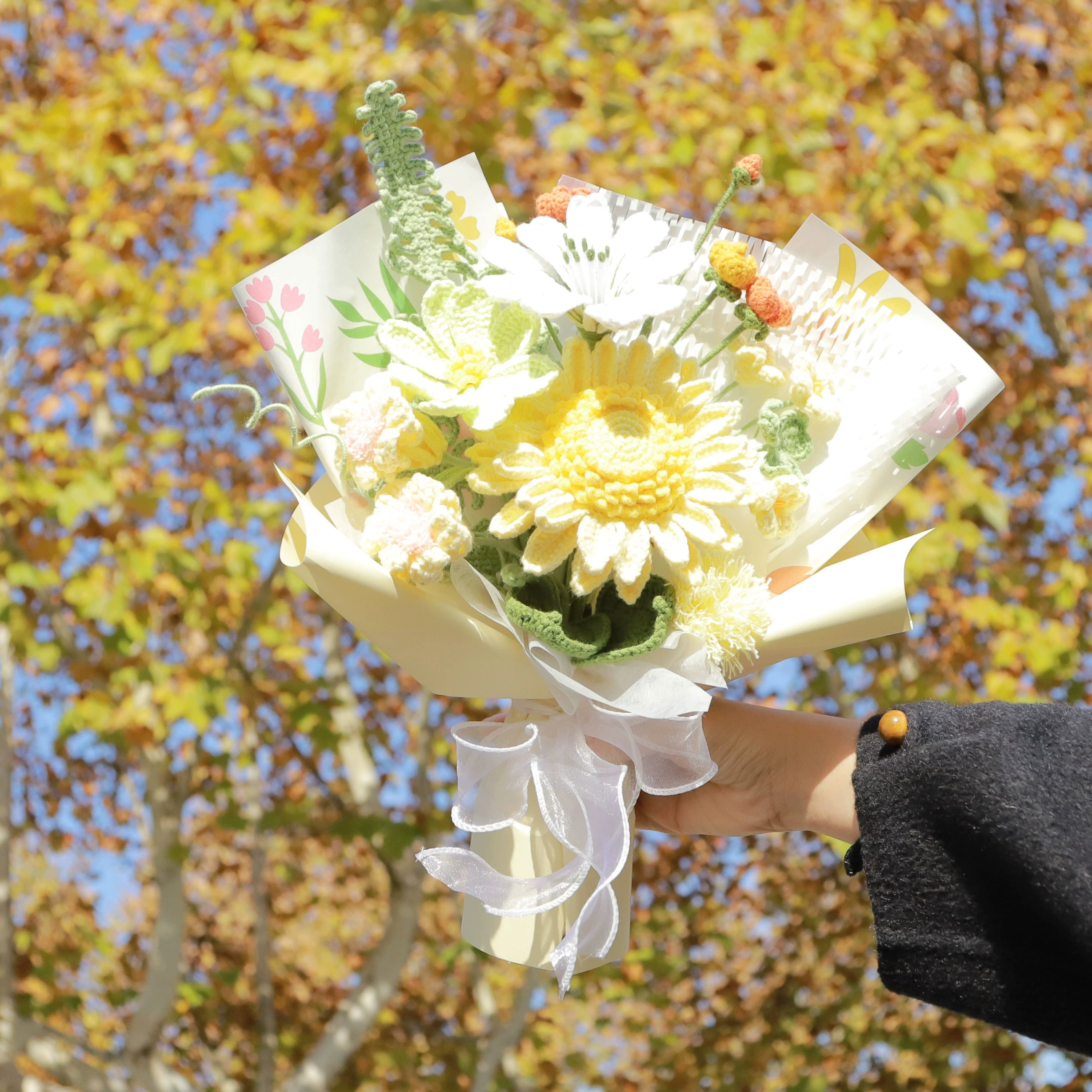 Premium Handmade Sunflower Yarn Bouquet