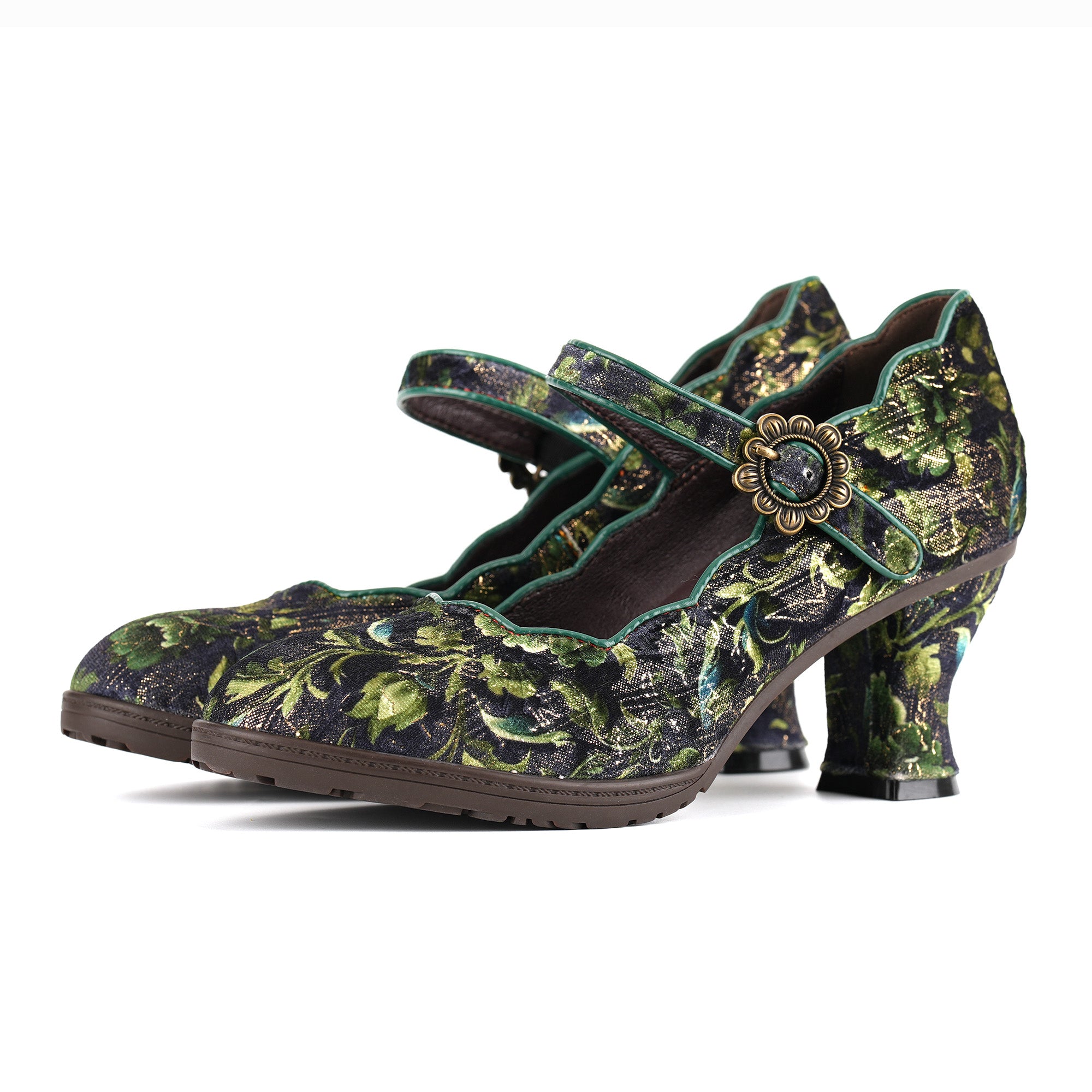 Bombas bordadas à mão retro