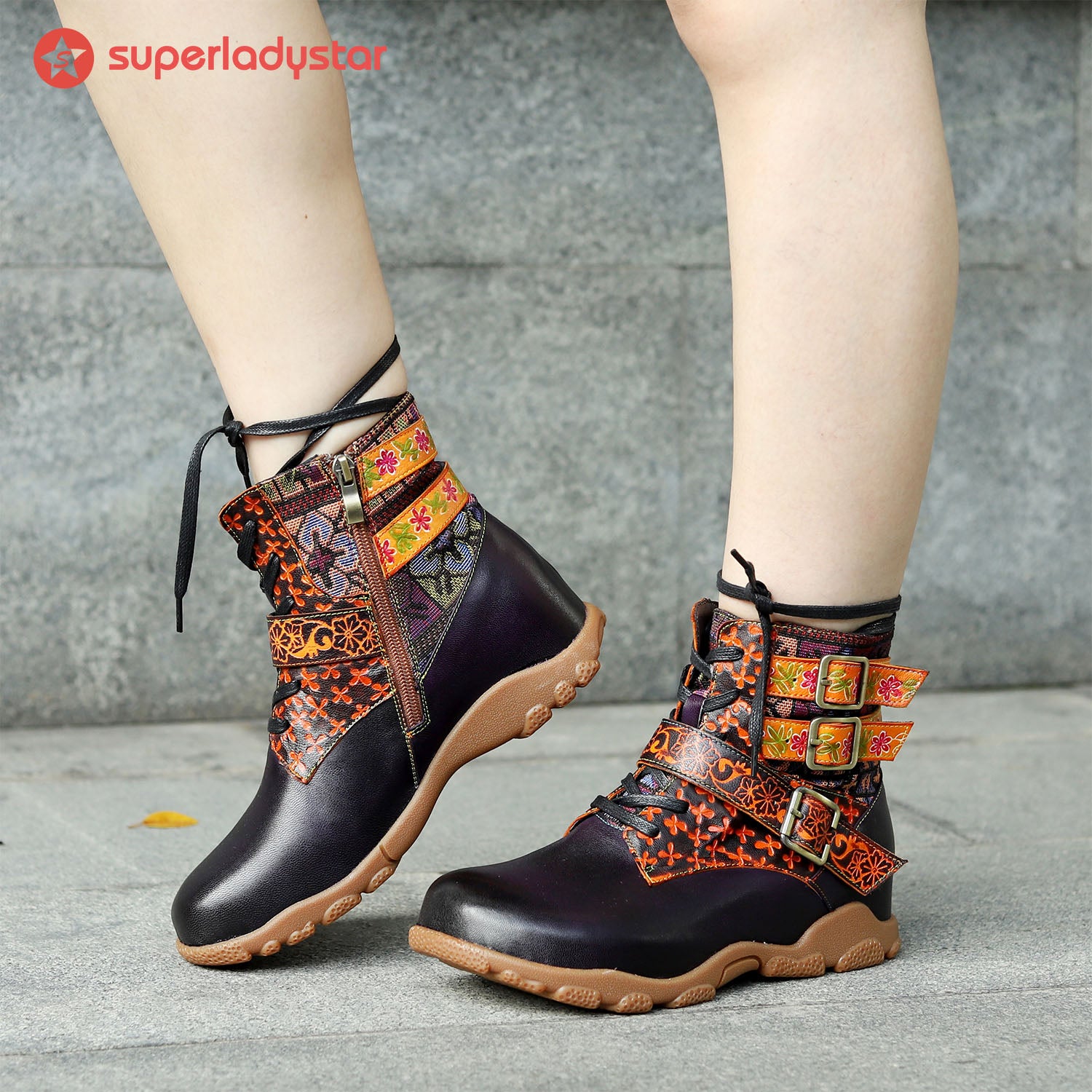 Botas de caminhada confortáveis de couro