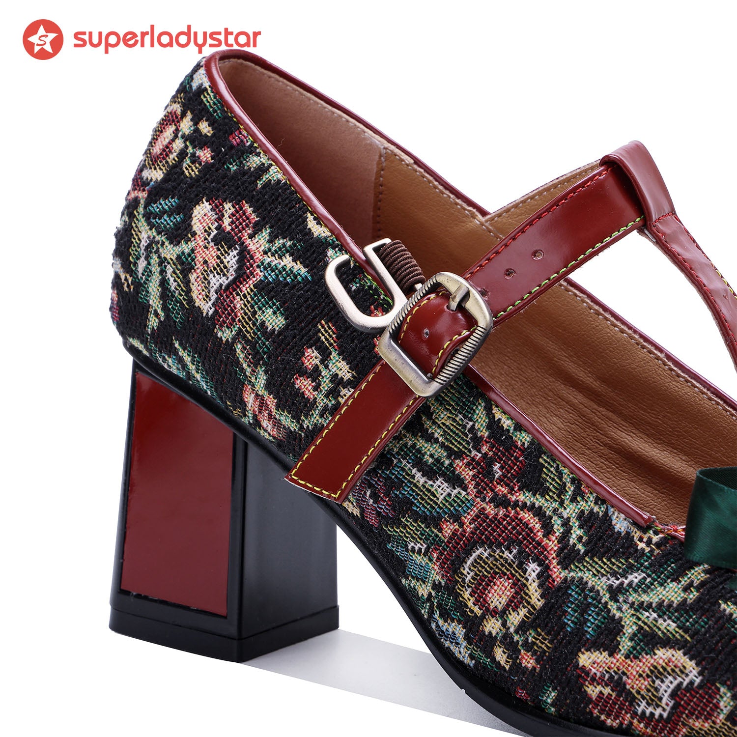 Vintage Floral Floral Pumps délicats