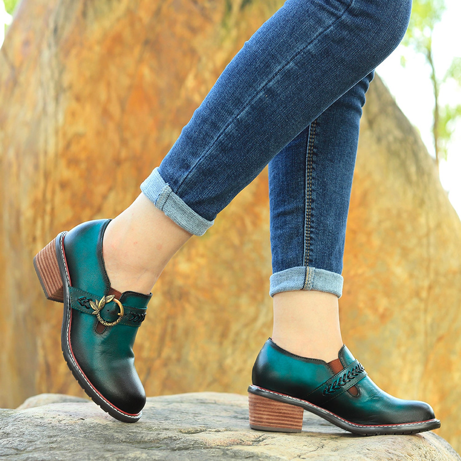 Sapatos vintage de couro feitos à mão