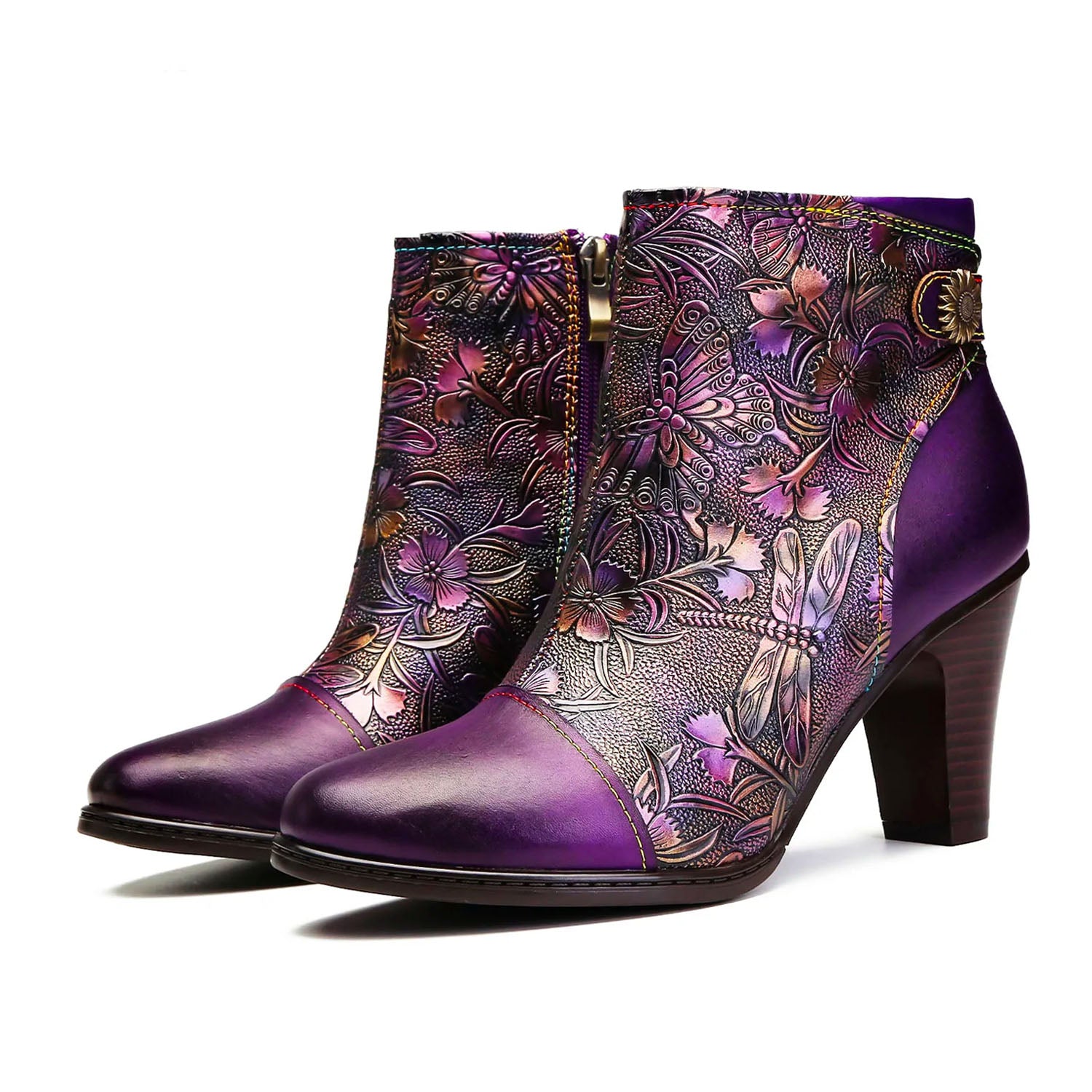 Botins vintage feitos à mão com relevo