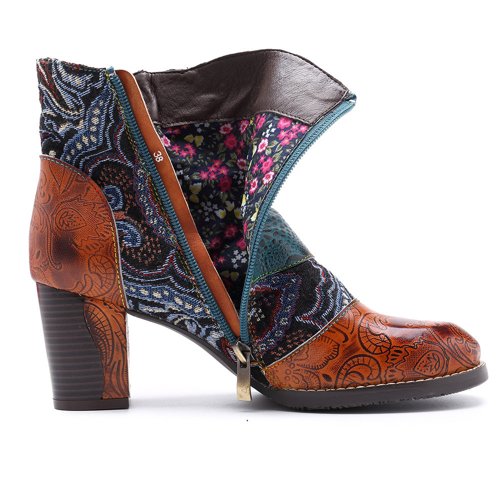 Botas artesanais de costura de couro feitas à mão