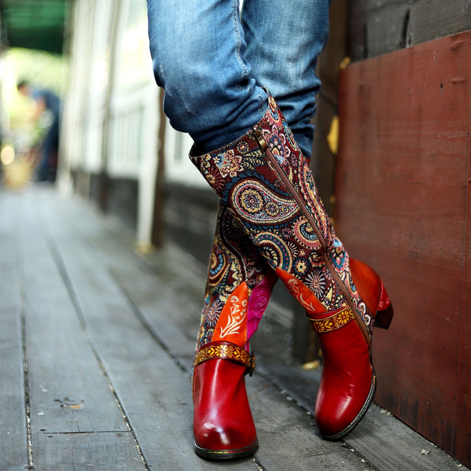 Botas de gravação florais feitas à mão vintage