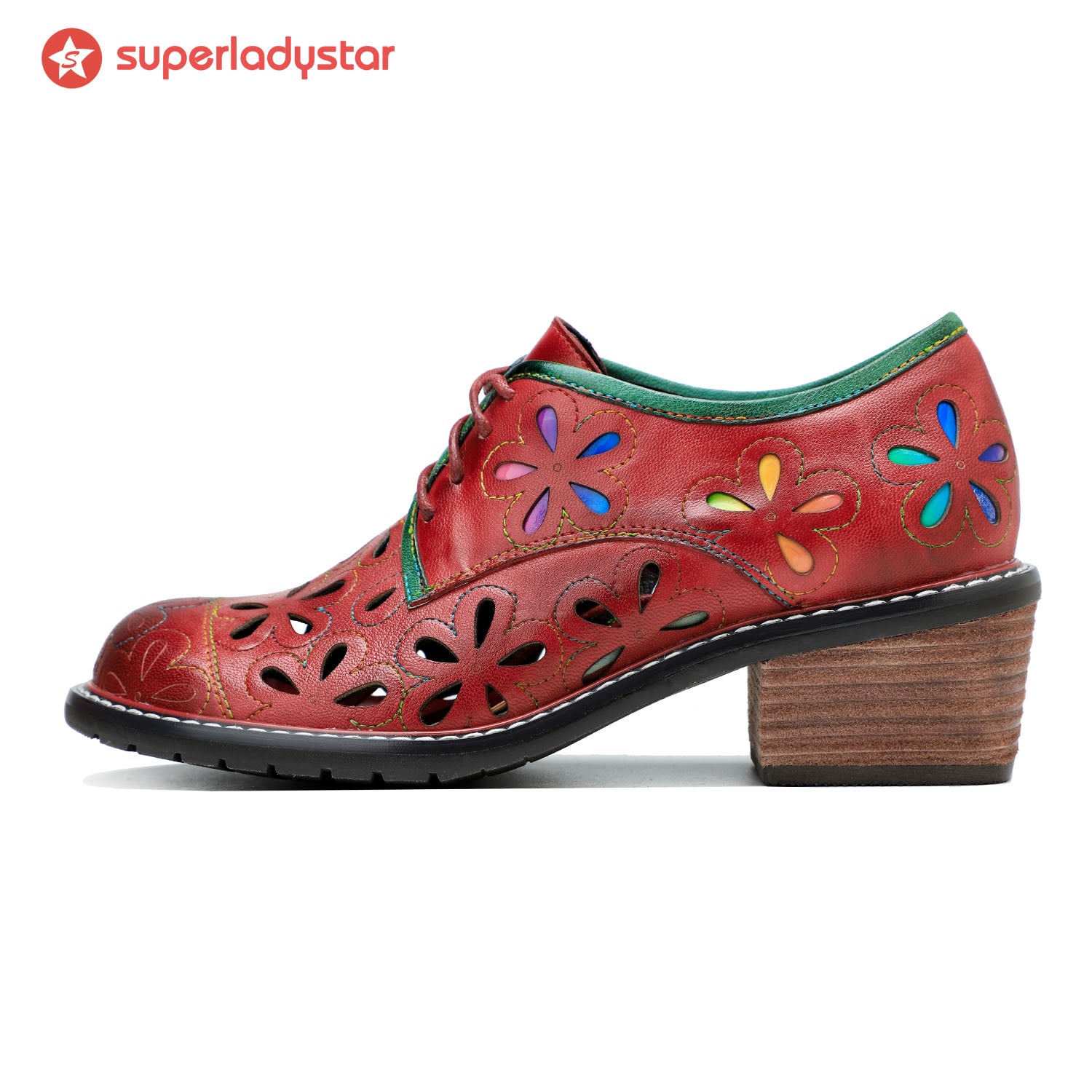 Sapatos planos de couro artesanal vintage