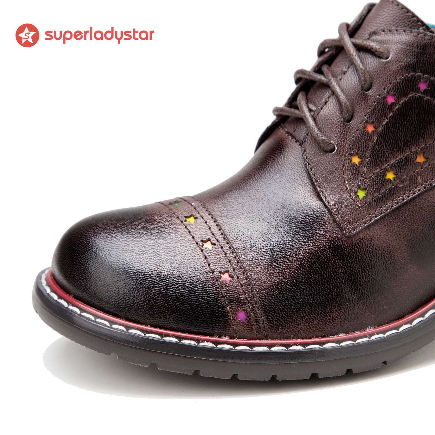 Sapatos vintage de couro feitos à mão