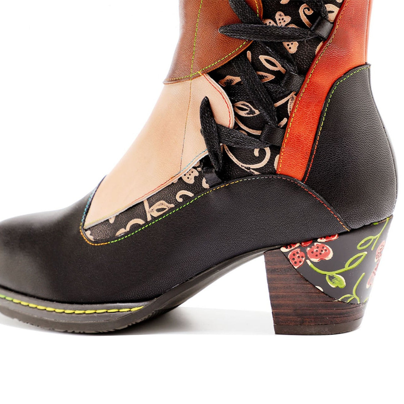 Botas de tornozelo ajustáveis em couro