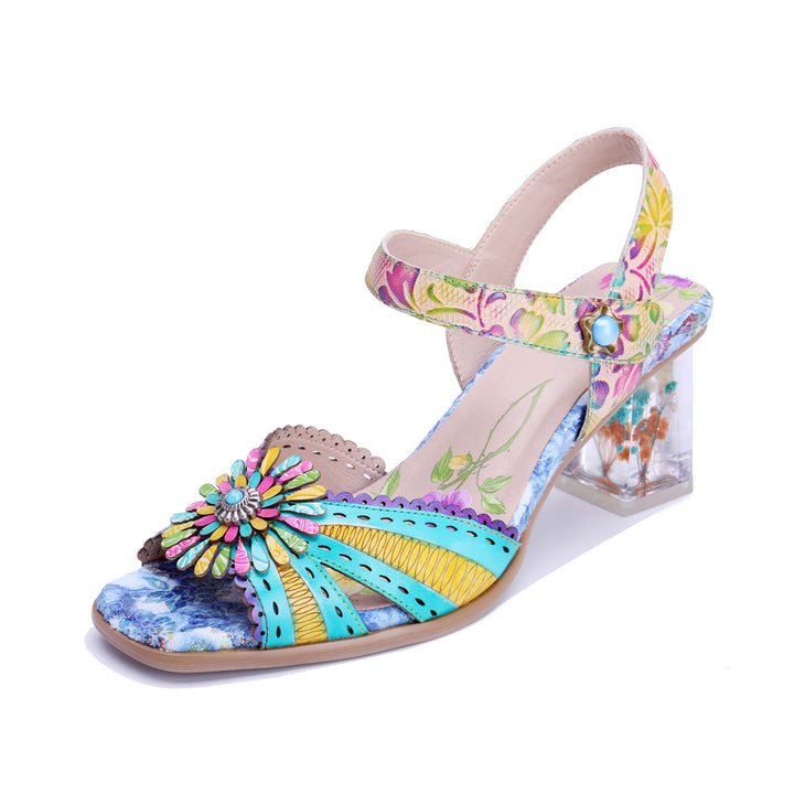 Lebhafte florale Sandalen mit transparentem Absatz