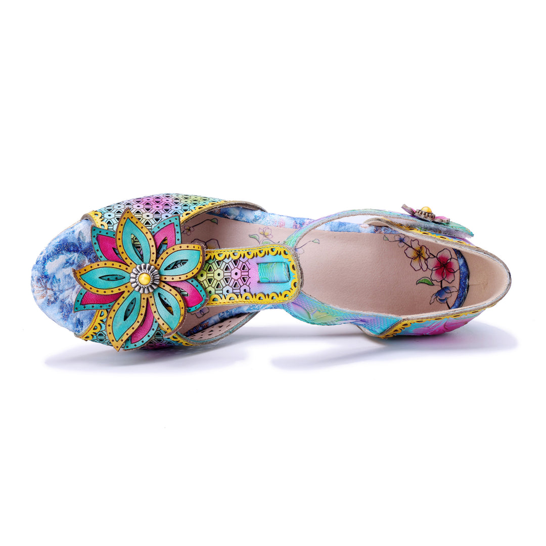 Mehrfarbige T-Riemen-Sandalen mit Blumenmuster