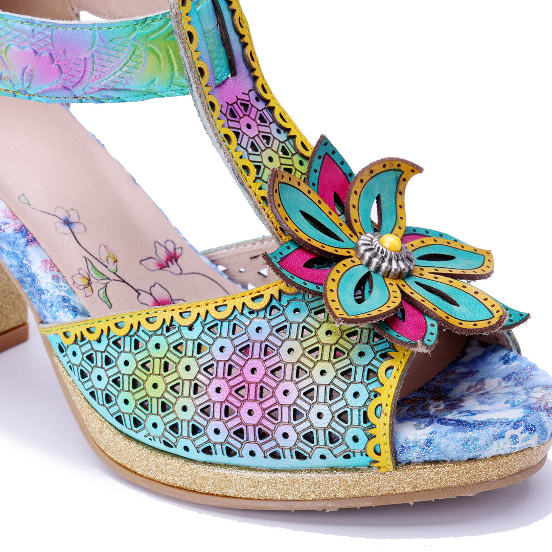 Mehrfarbige T-Riemen-Sandalen mit Blumenmuster