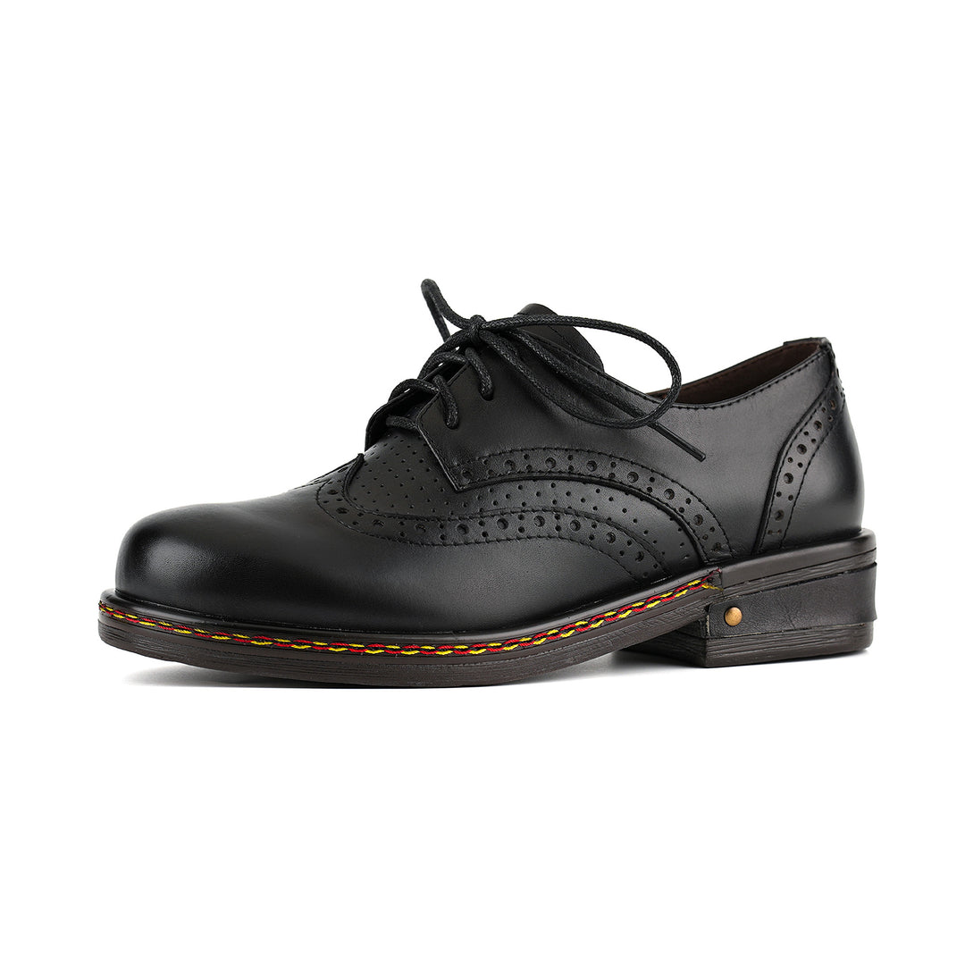 Klassische Brogue-Schnürschuhe aus Leder