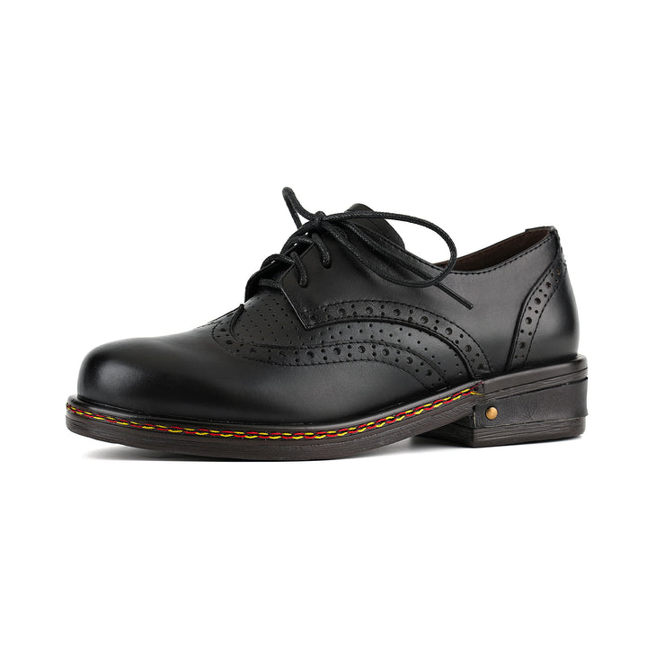 Klassische Brogue-Schnürschuhe aus Leder