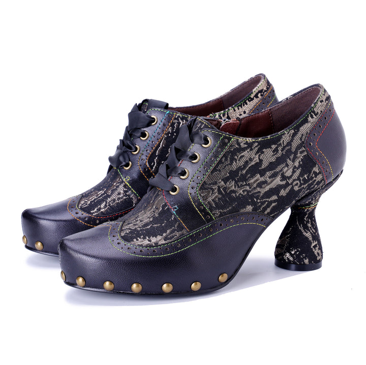 Pompes exquises en cuir à la main rétro