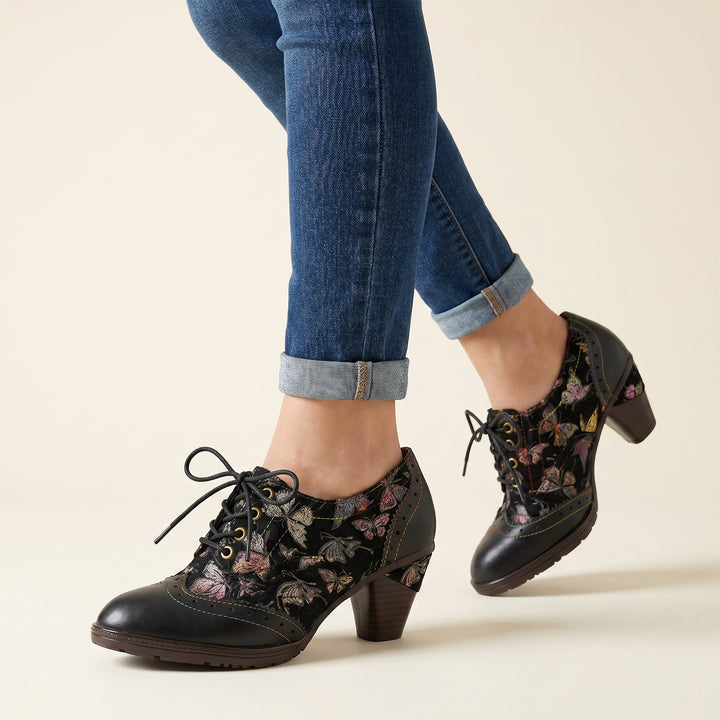 Vintage Butterfly Elegance Leather Pumps