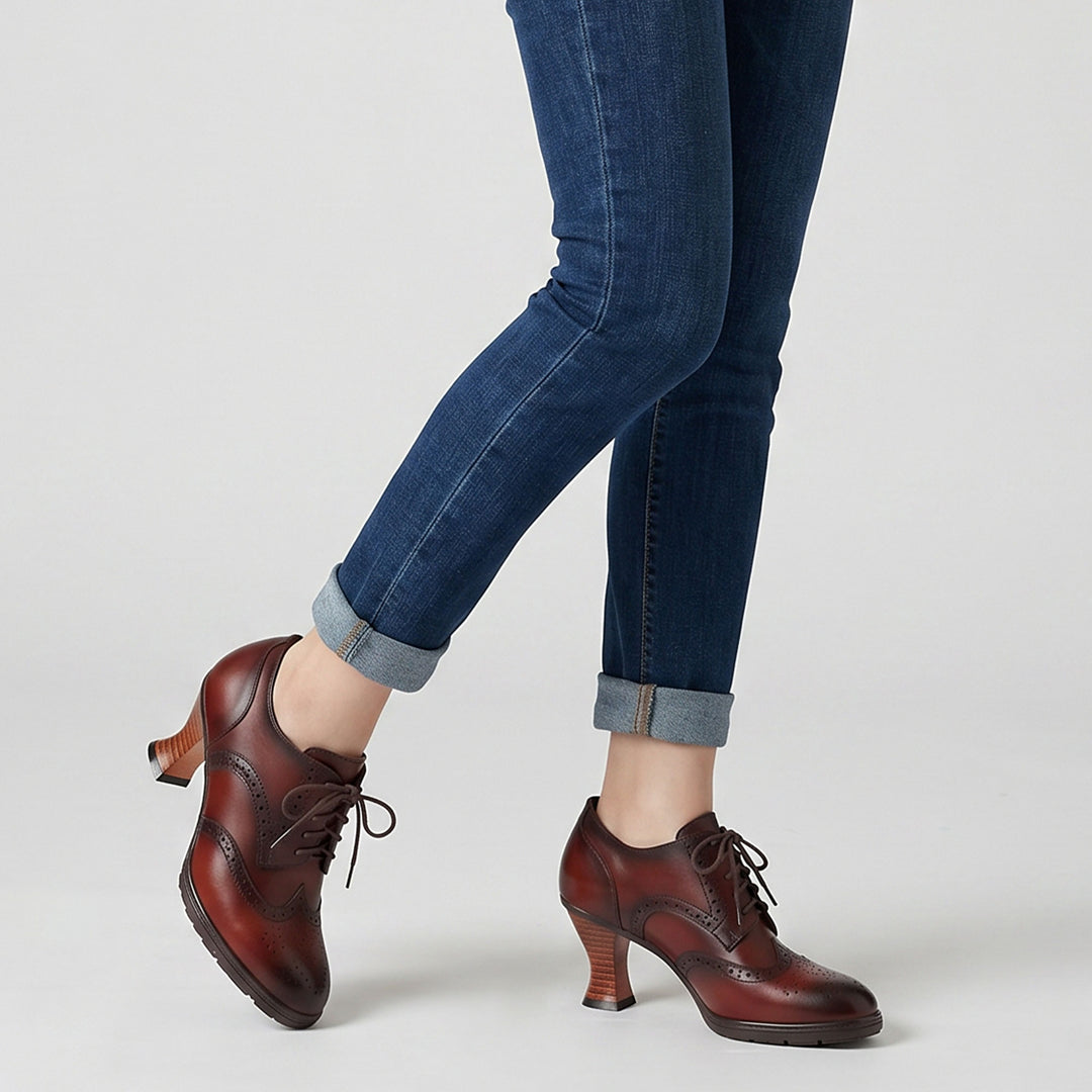 Vintage Oxford-Style Lace-Up Leather Pumps