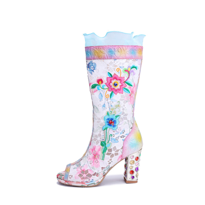 Bottes mi-mollet en dentelle brodée