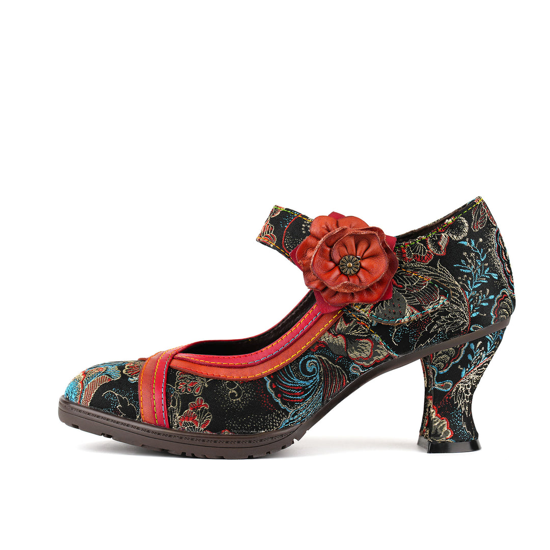 Blumenbestickte Mary-Jane-Pumps
