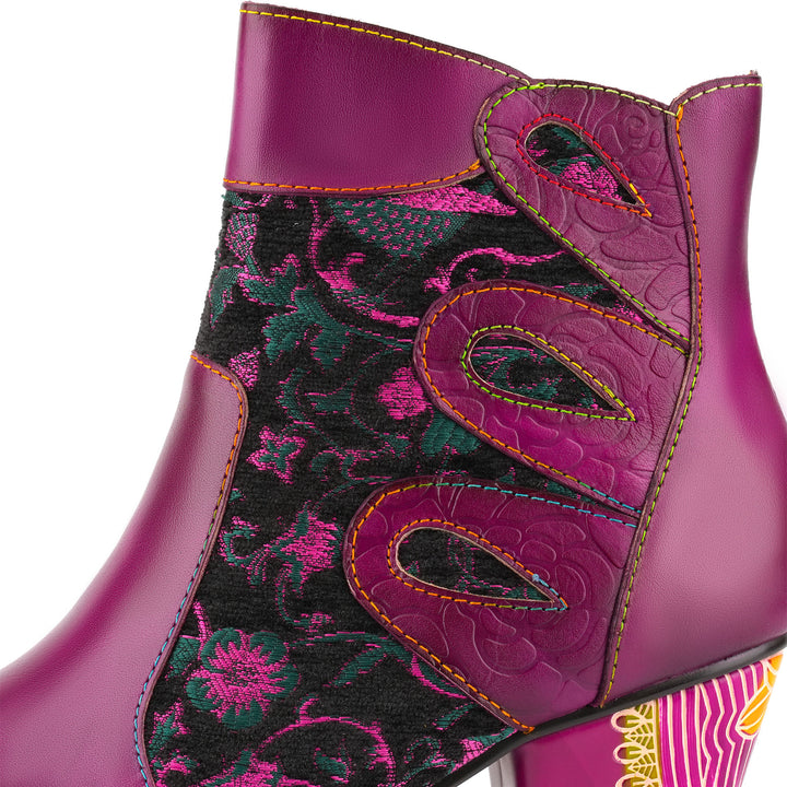 Stiefeletten aus kunstvollem Leder mit Blumenmuster