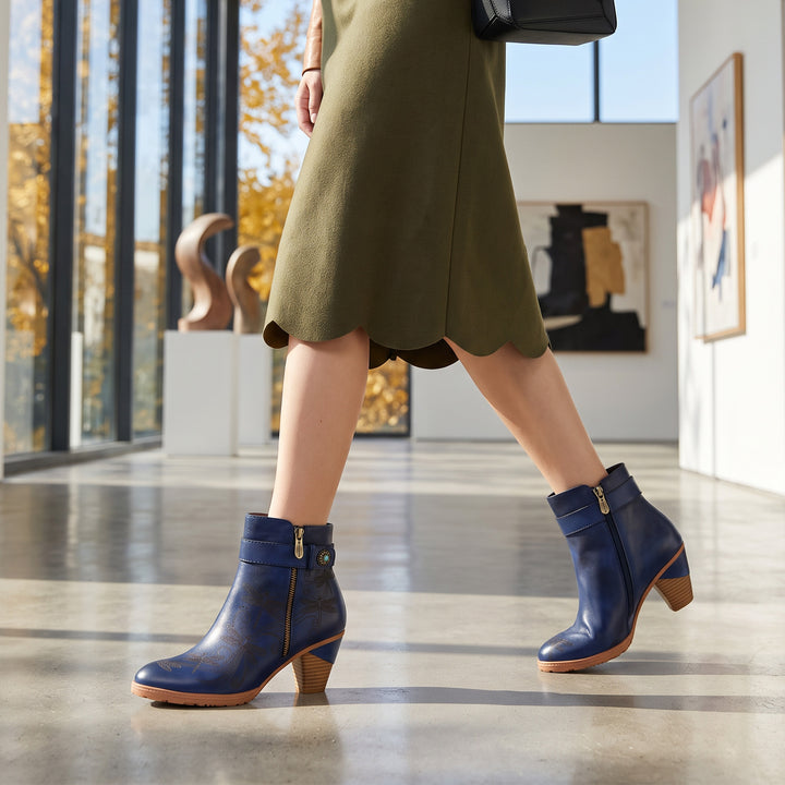 Vintage Leather Dragonfly Engraving Ankle Boots