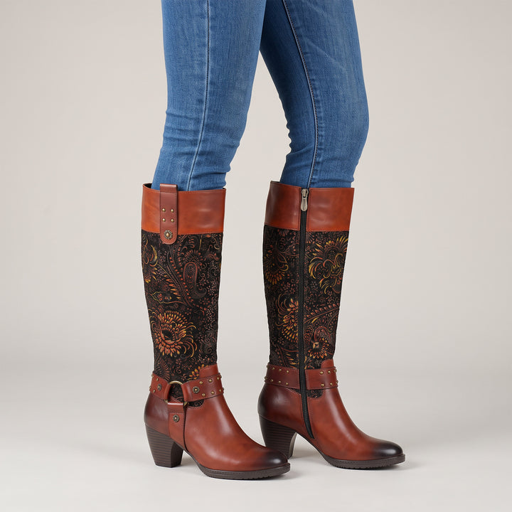 Botas de cuero con hebilla de terciopelo floral vintage
