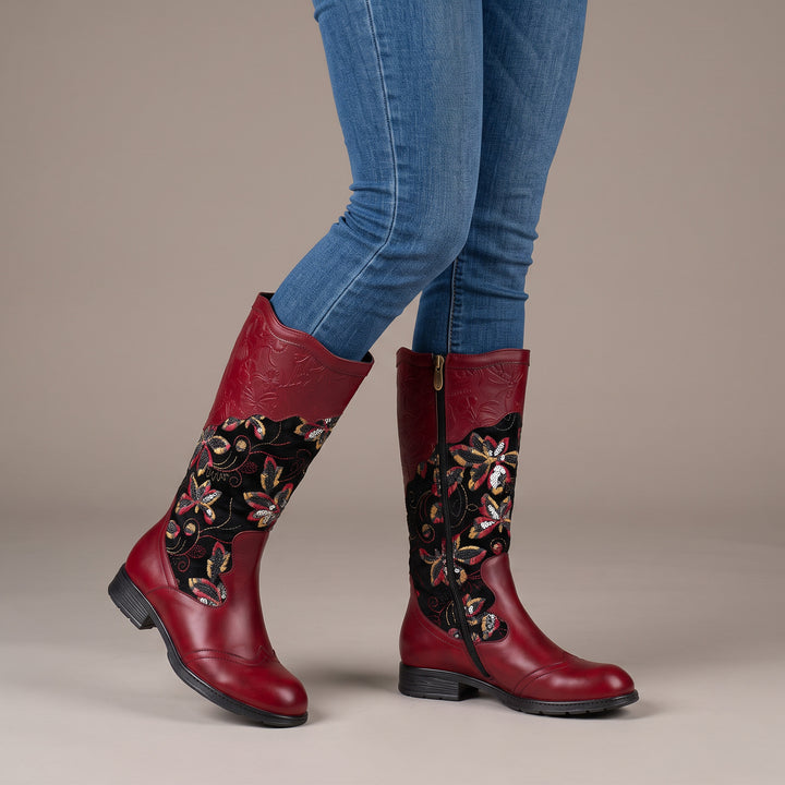 Botas planas de piel de terciopelo bordadas