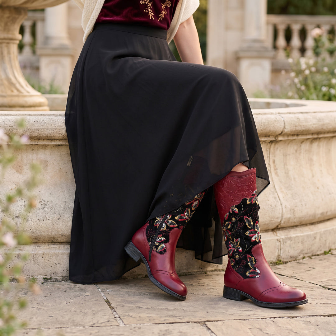 Botas planas de piel de terciopelo bordadas