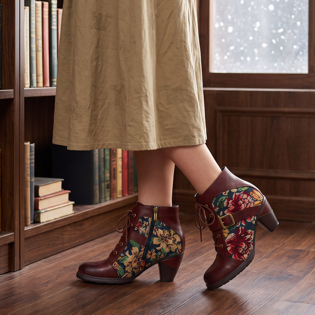Bottines vintage à boucle florale