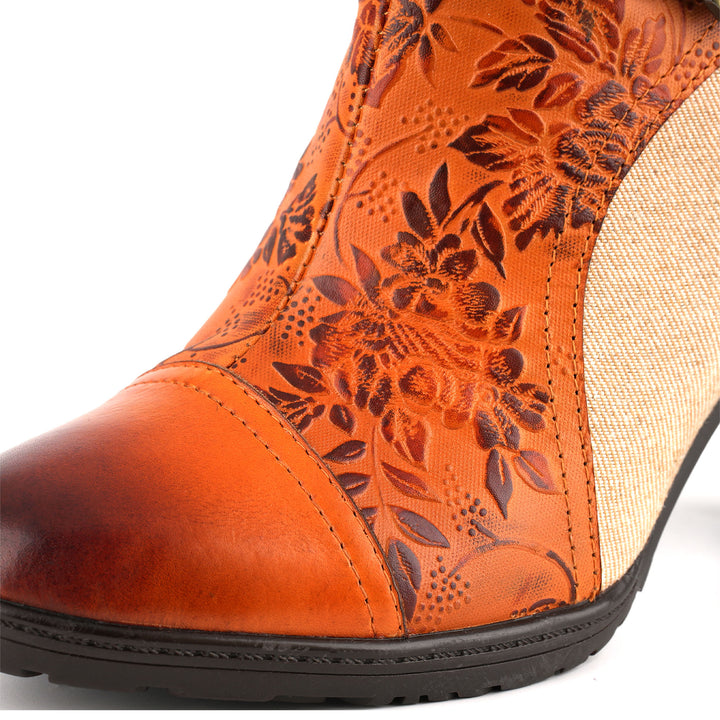 Bottines florales en relief faites à la main