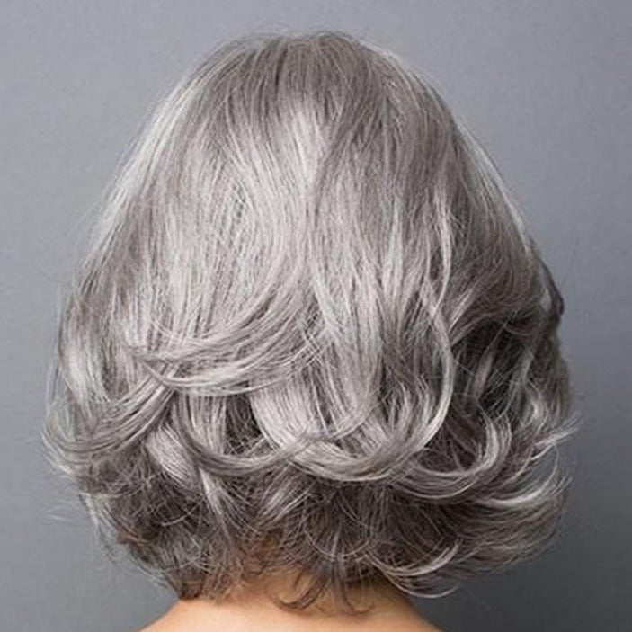 Perruque de cheveux gris argenté moelleux et réaliste et réaliste