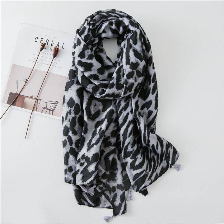 Classic Fashion Leopard Print Long Scarf