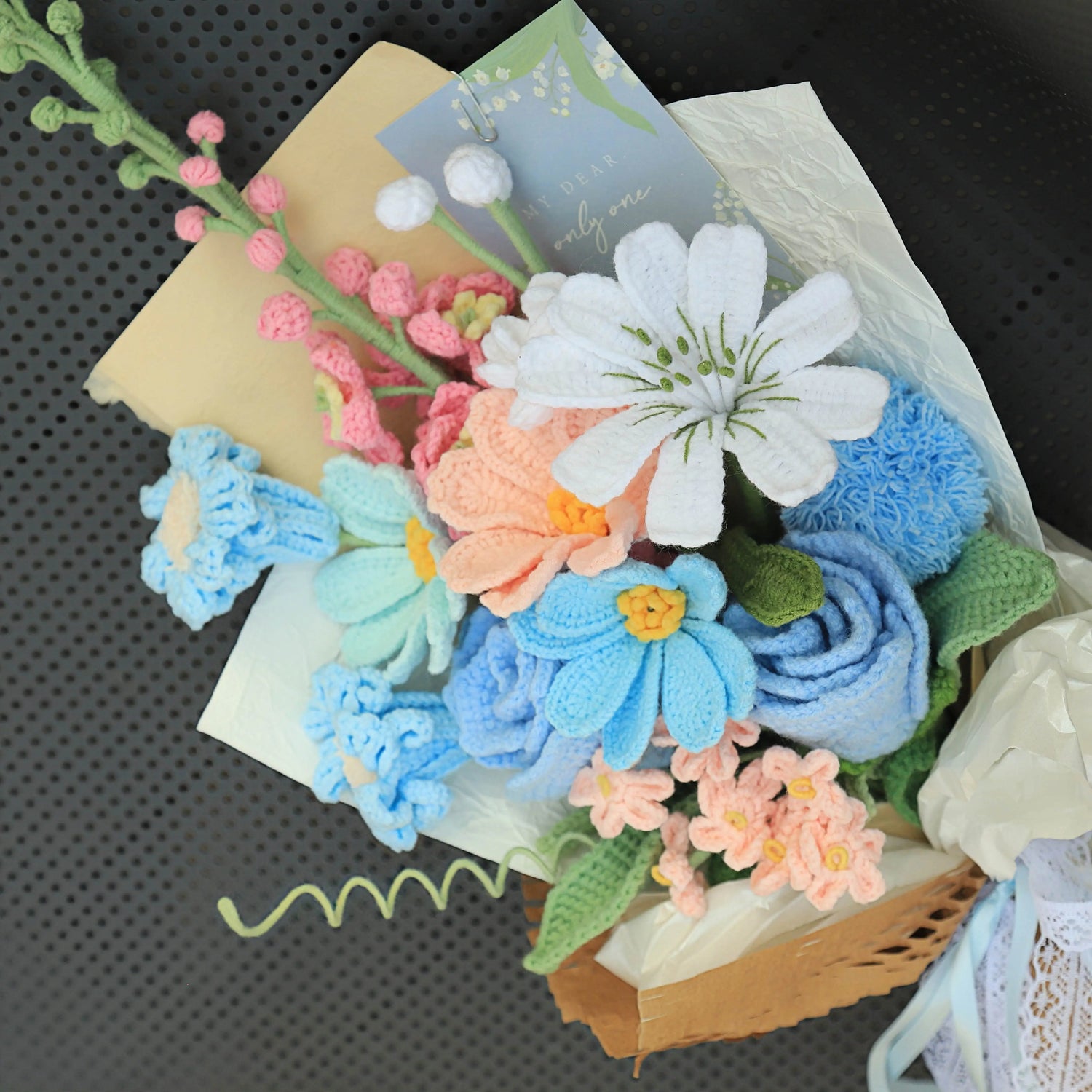 Creative Handmade Knitted Bouquet