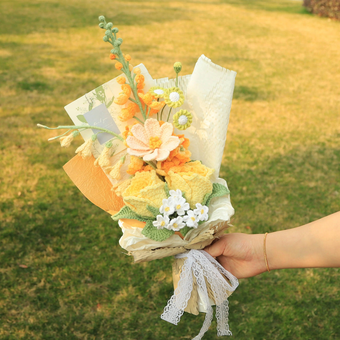 Premium Handmade Rose Yarn Bouquet