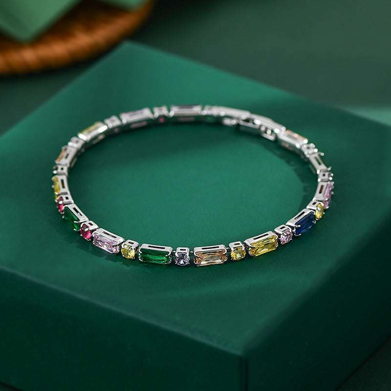 Bracelet de mode à la chaîne de griffe de zircon colorée