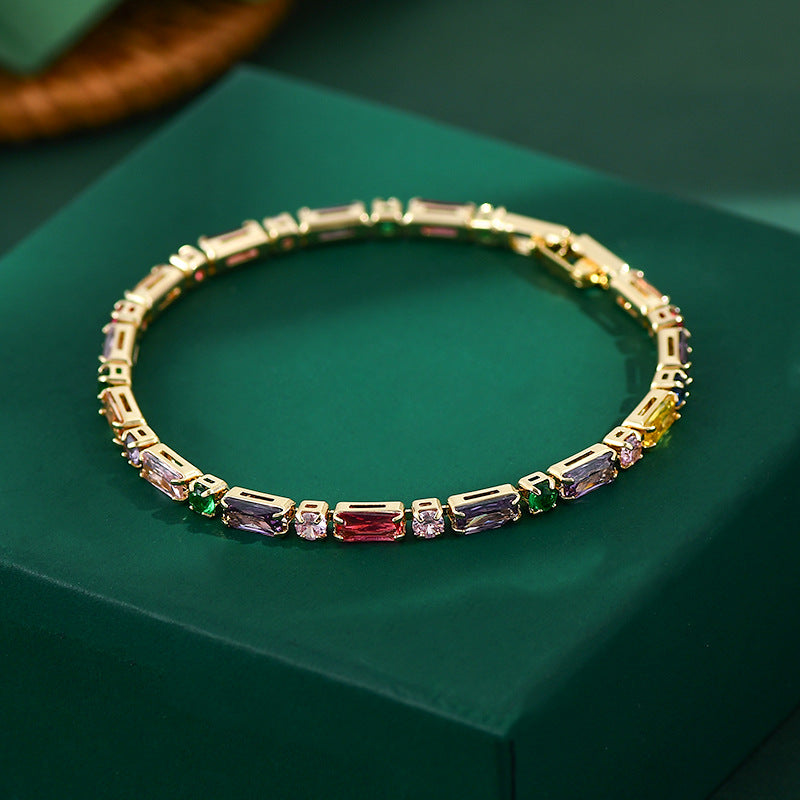 Bracelet de mode à la chaîne de griffe de zircon colorée