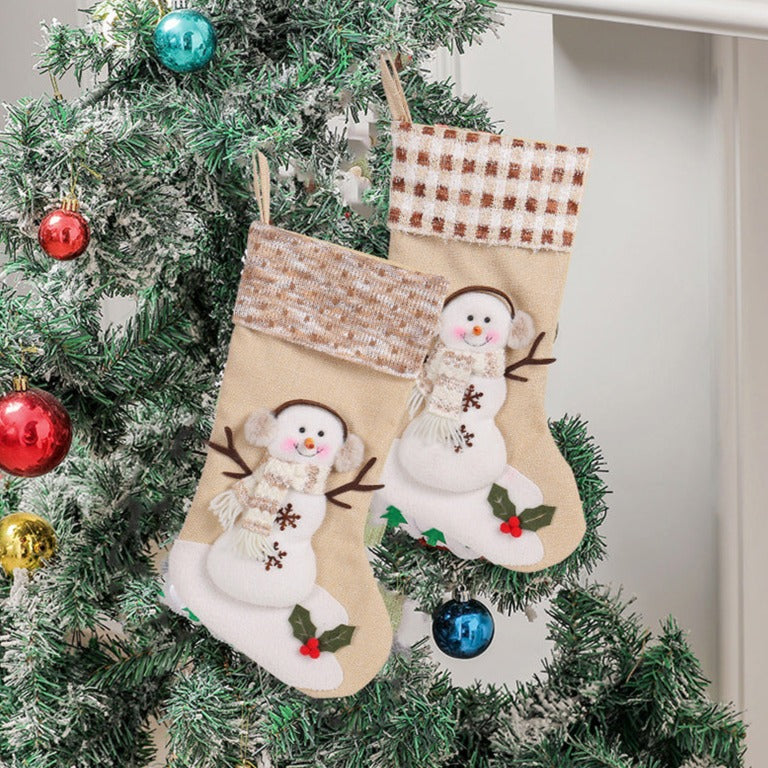 Calcetín navideño de muñeco de nieve con bolso de regalo a cuadros a cuadros