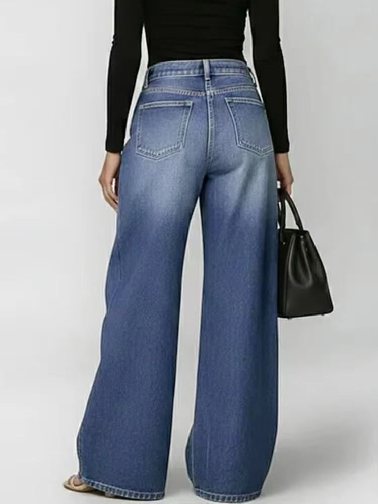 Jeans mit weitem Bein und Metallösen-Detail
