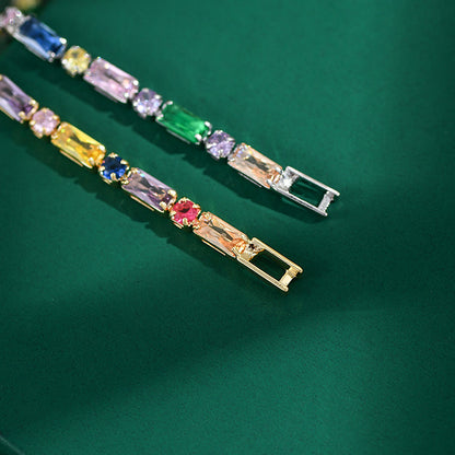 Bracelet de mode à la chaîne de griffe de zircon colorée