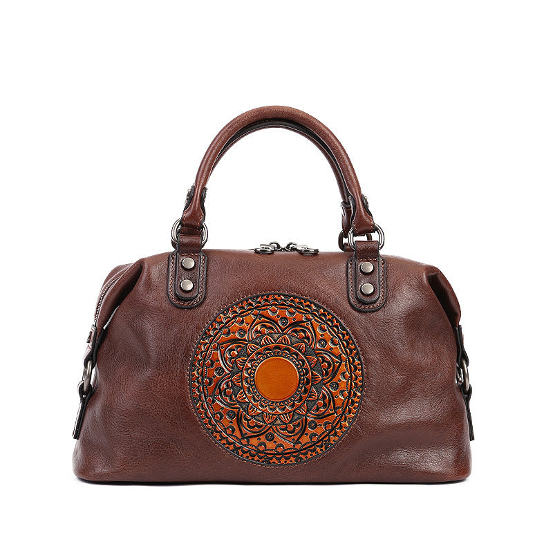 Vintage-Tasche mit Mandala-Prägung und Henkel