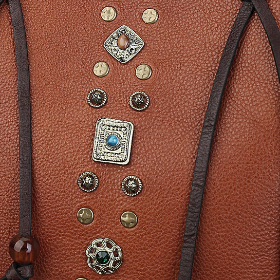 Böhmische Handtasche aus echtem Leder mit Nieten