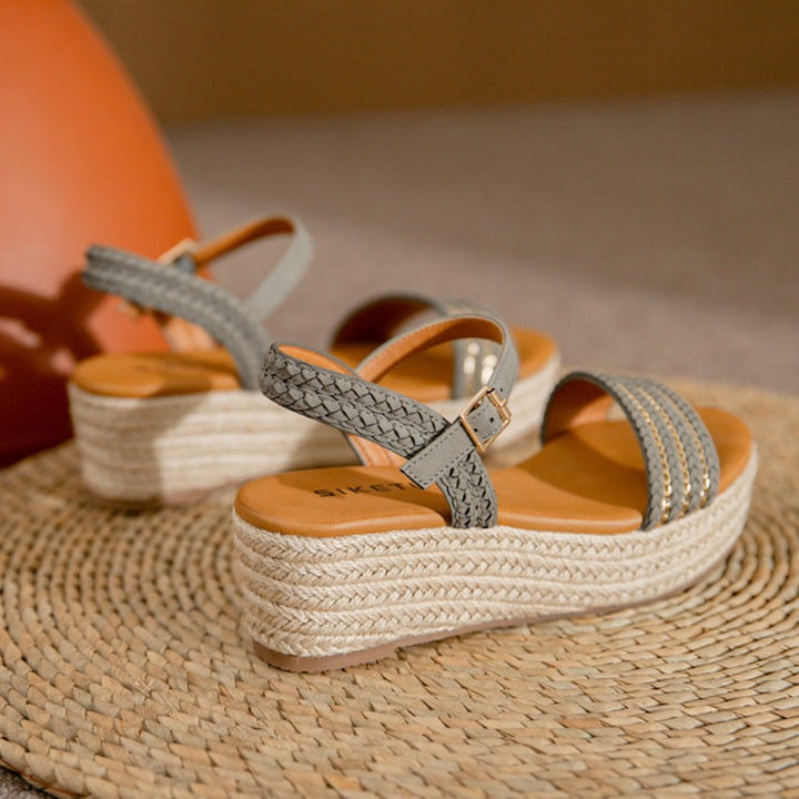 Straw-Woven Chain Decoration Wedge Soles Sandals