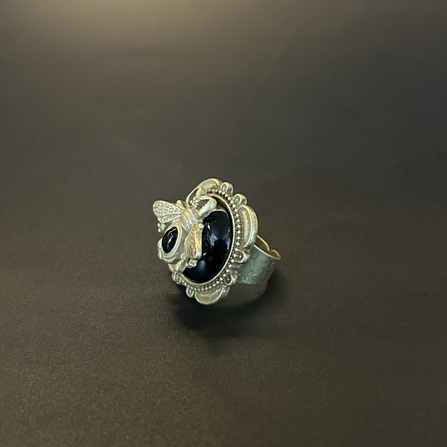 Antique Bee Art Glass Ring