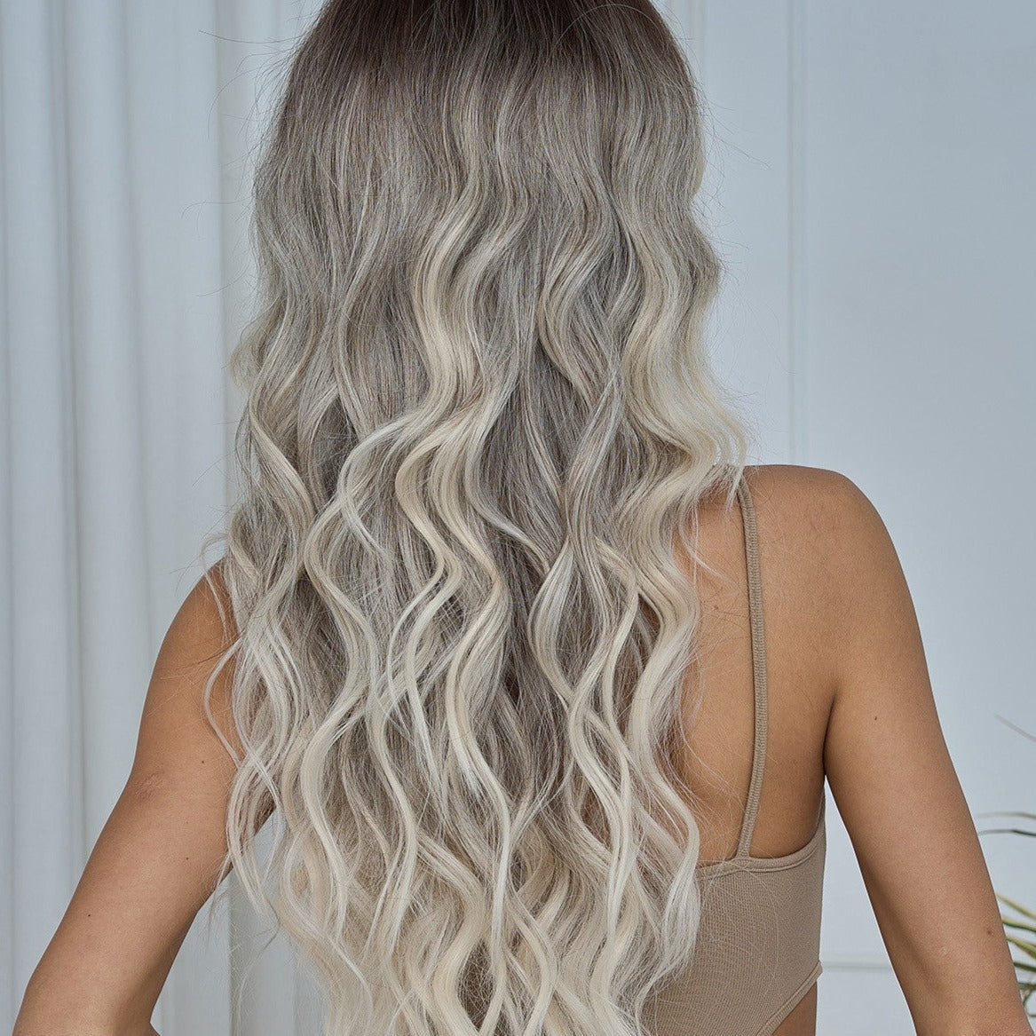 Black-to-gray Gradient Long Curly Hair Wig